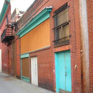 icecream in alley with blue doors