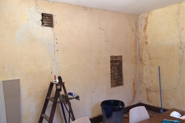 repairing dining room walls